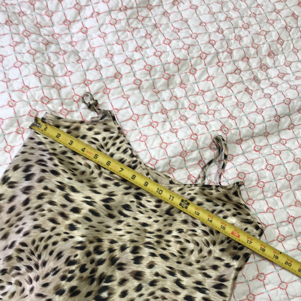 Leopard print slip dress - Picture 7 of 8